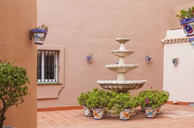 Los Amigos Beach Club Exterior Resort Grounds Patio
