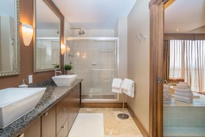 hotel suites downtown vancouver