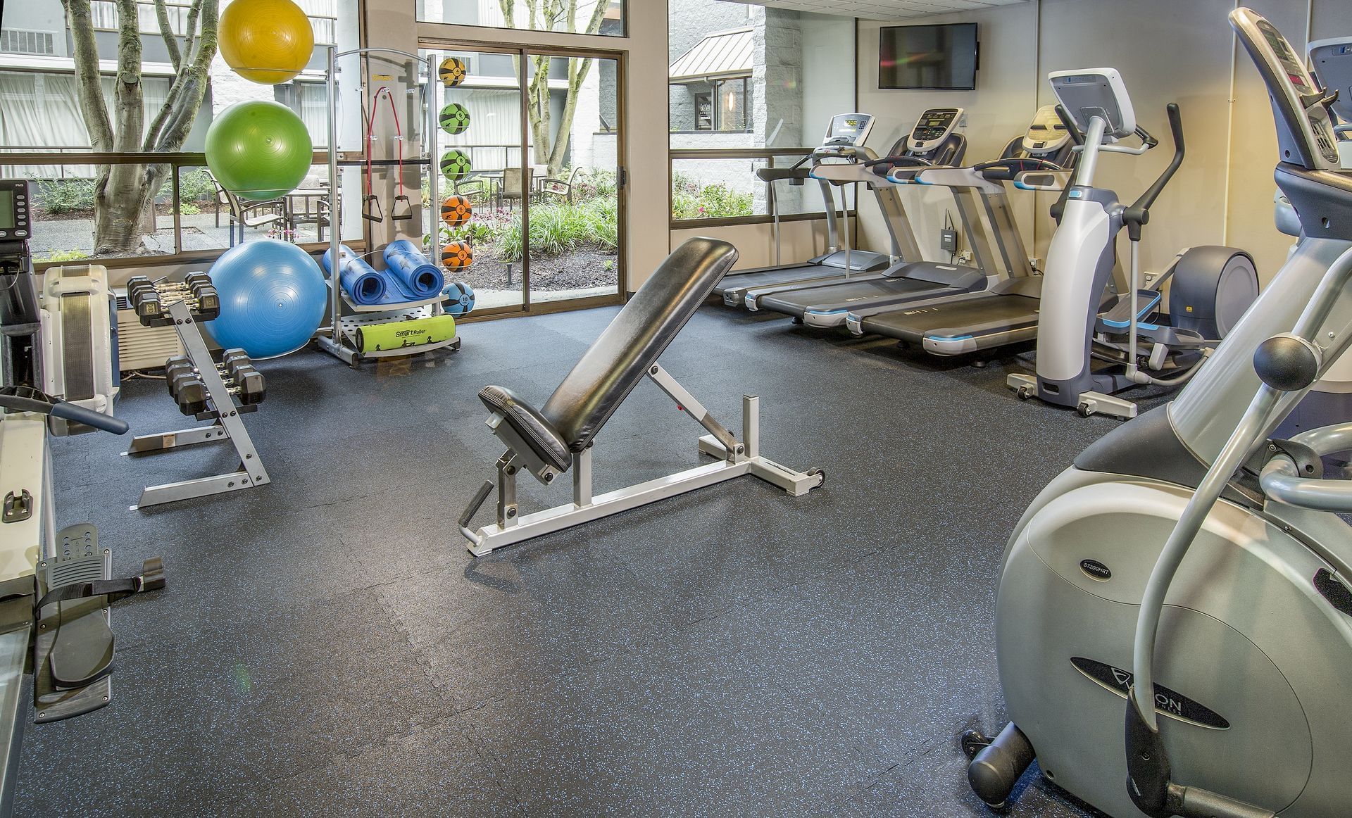 Hotel 116, a Coast Hotel - Fitness Centre(1)