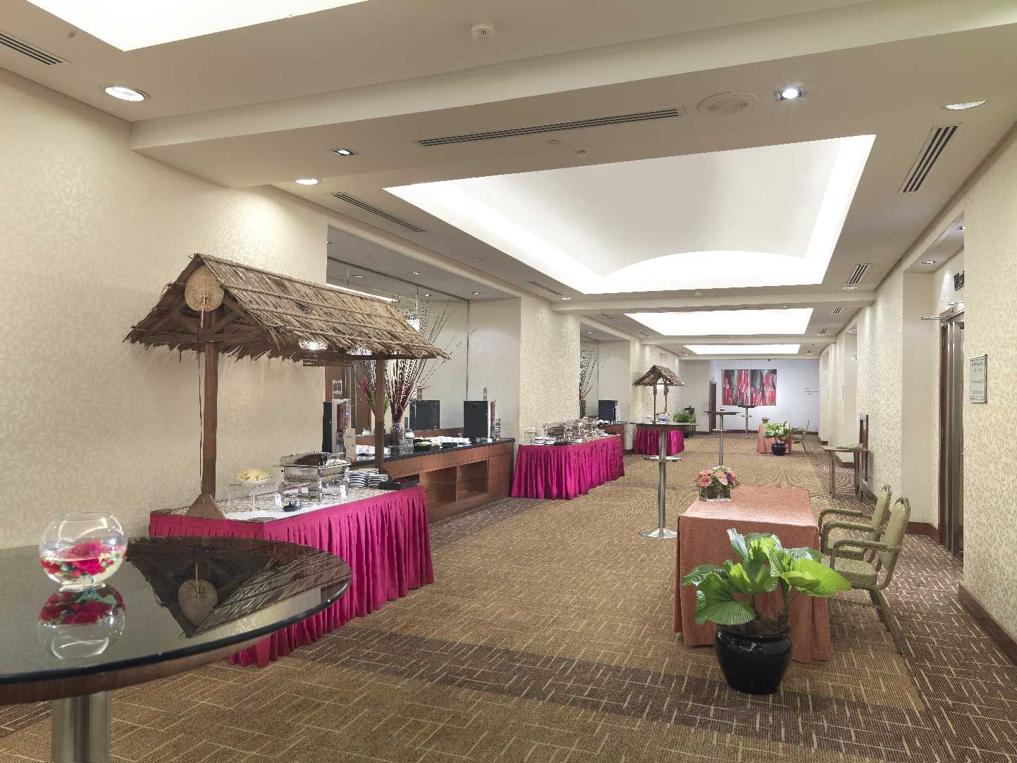 Guest welcome area, Boulevard Function 3 at St Giles Boulevard