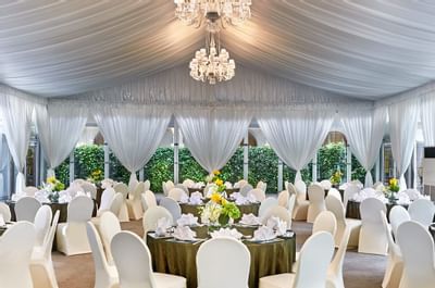 Banquet table setup in a Wedding tent at Goodwood Park Hotel