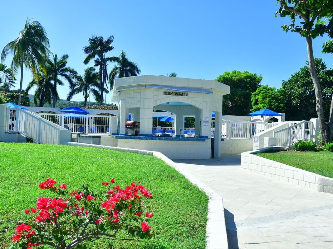 Exterior view of the Big Smaddy & front garden near Holiday Inn Montego Bay