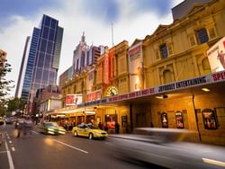 Exterior view of Her Majesty's Theatre near Hotel Grand Chancellor Melbourne