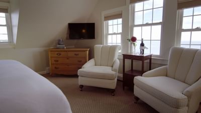 Atlantic King sitting area with ocean views