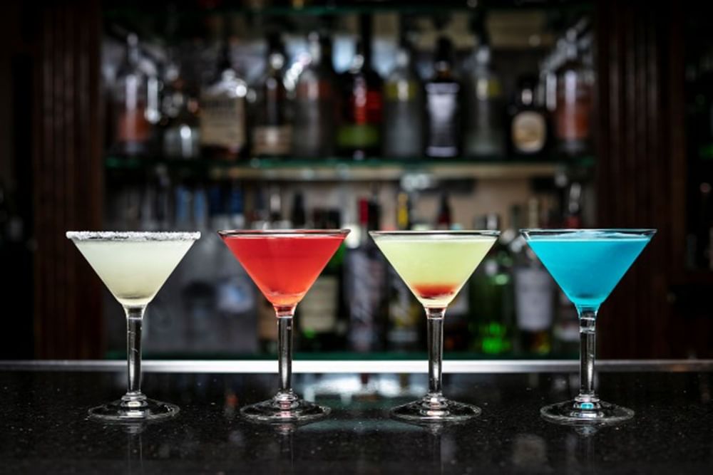 Close-up image of cocktails 