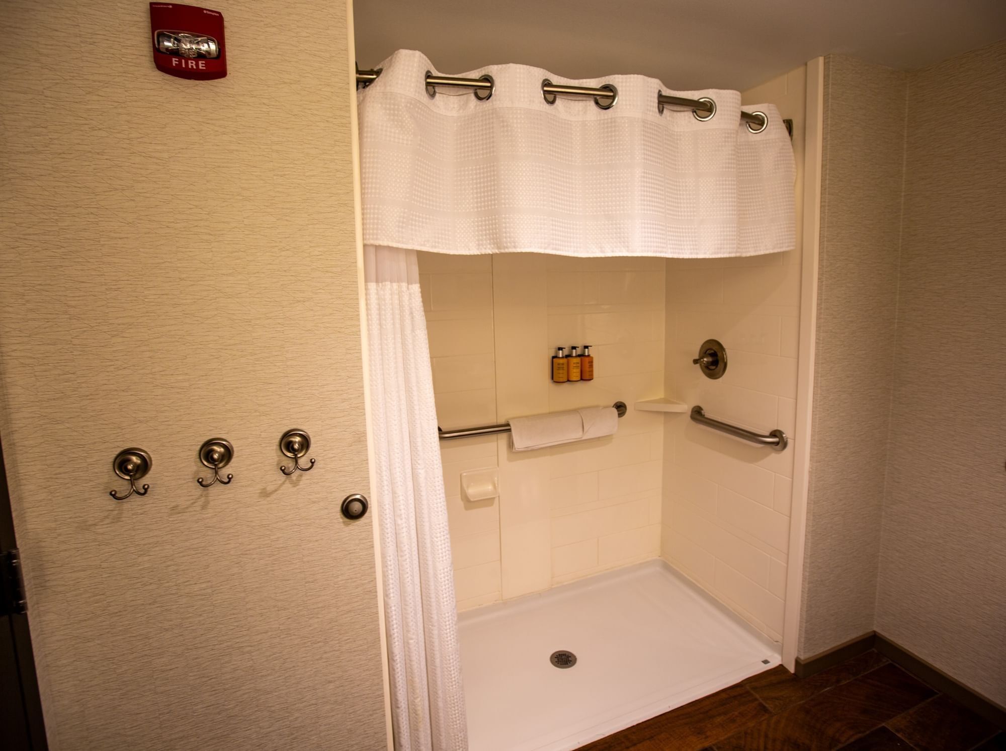 Accessible Double Queen | Shangri-La Resort