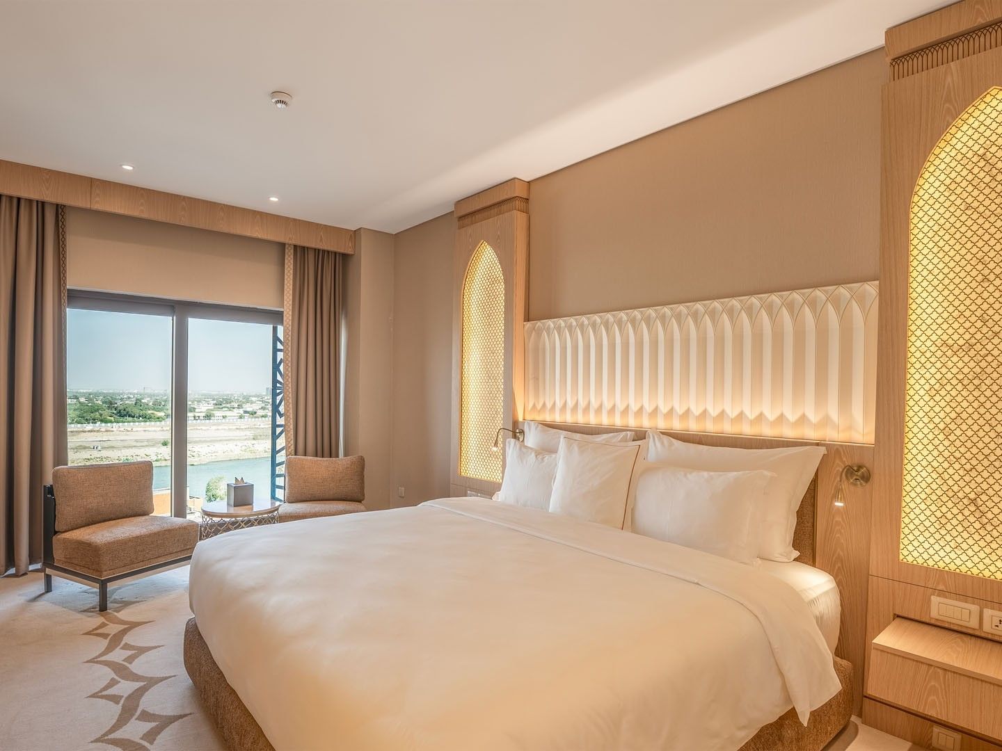 Deluxe King Room River view at World Heart Hotel Baghdad