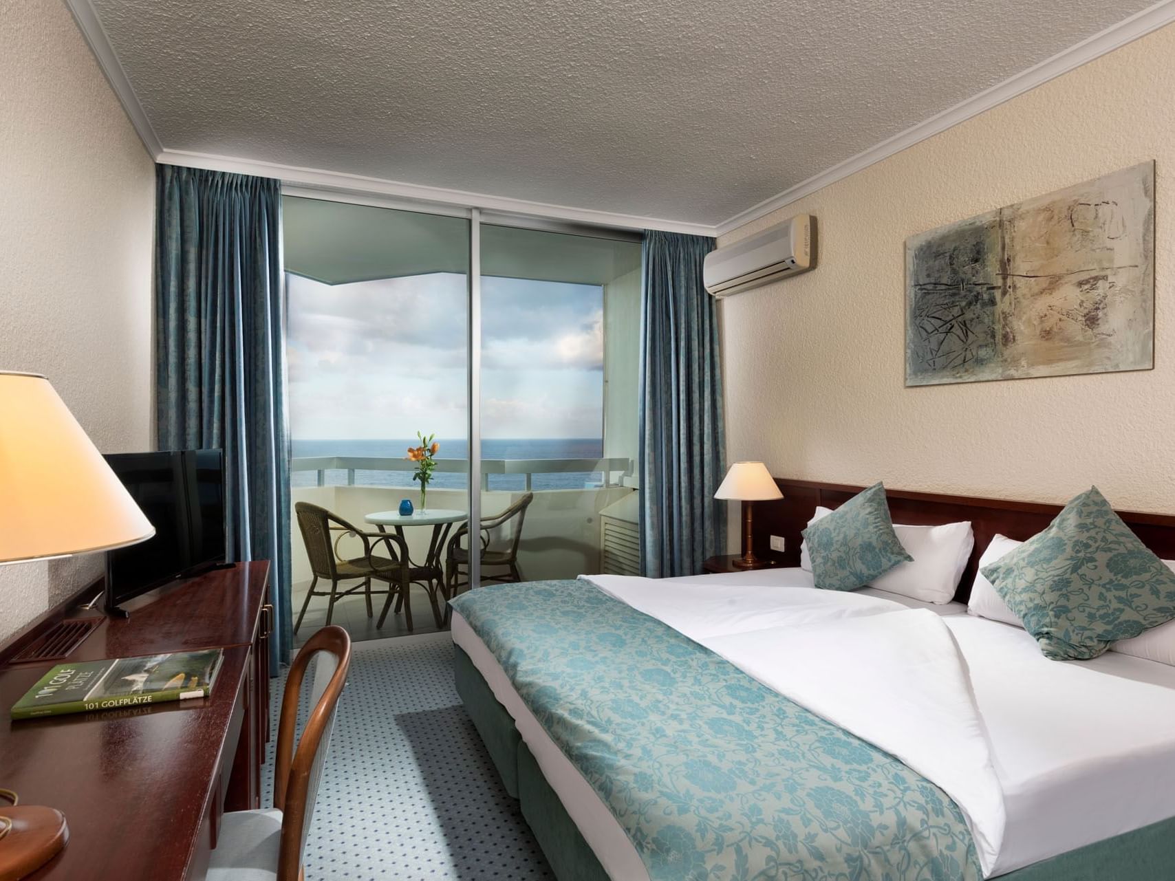 Standard room with sea view at Precise Resort Tenerife