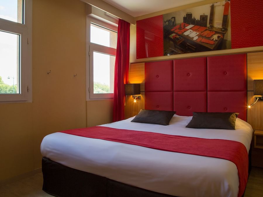 A view of Comfort Bedroom at The Originals Hotels