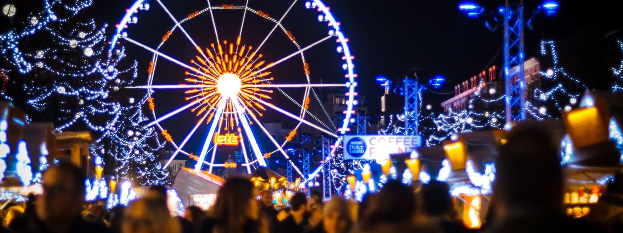 A century wheel in Christmas market near Hotel Barsey by Warwick - Brussels
