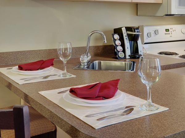 Grimshaw hotel accommodations with full kitchen