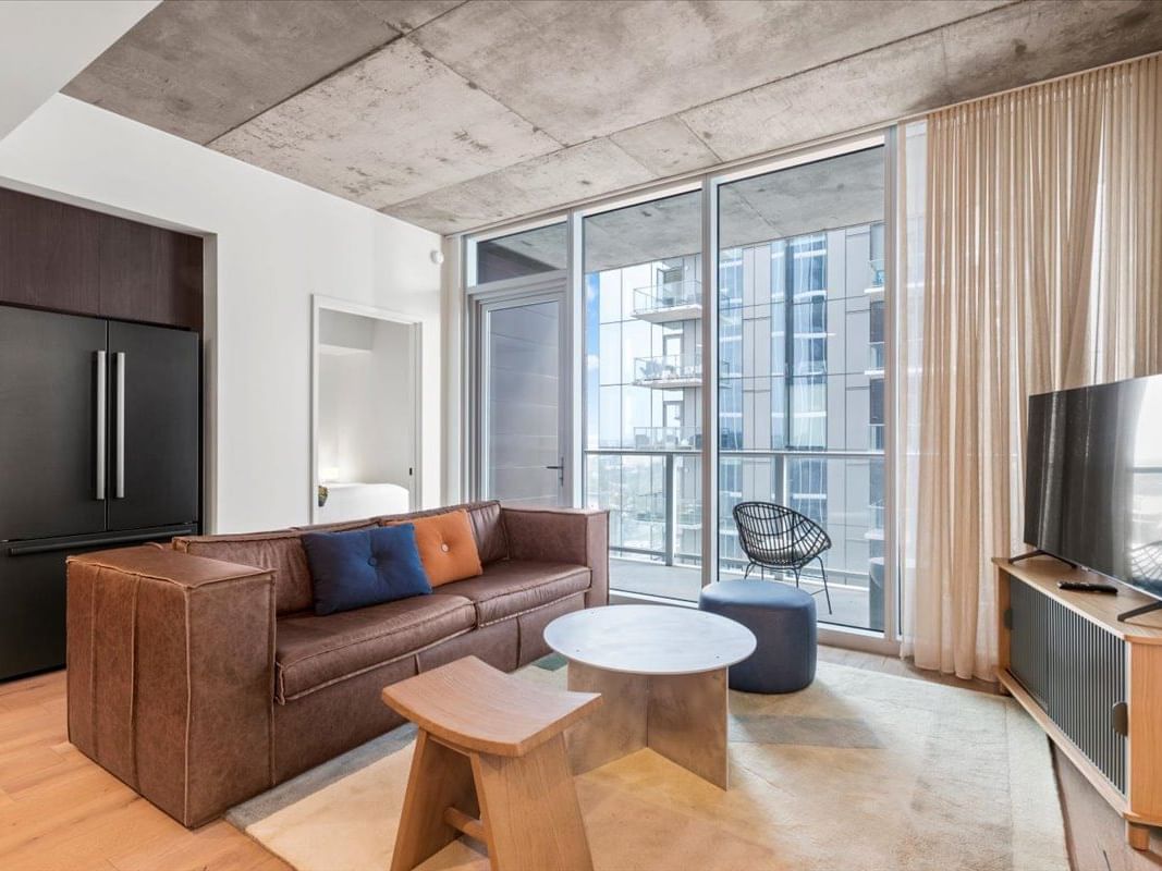 Photo inspiration: Picture Idea: Lux Spacious 2 Br Suite