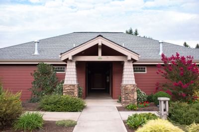Front entrance to lodge