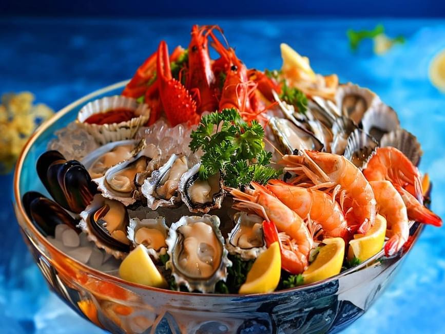 SeaSational Weekend Dinner Buffet | Hotel Promotion at Imperial Lexis ...