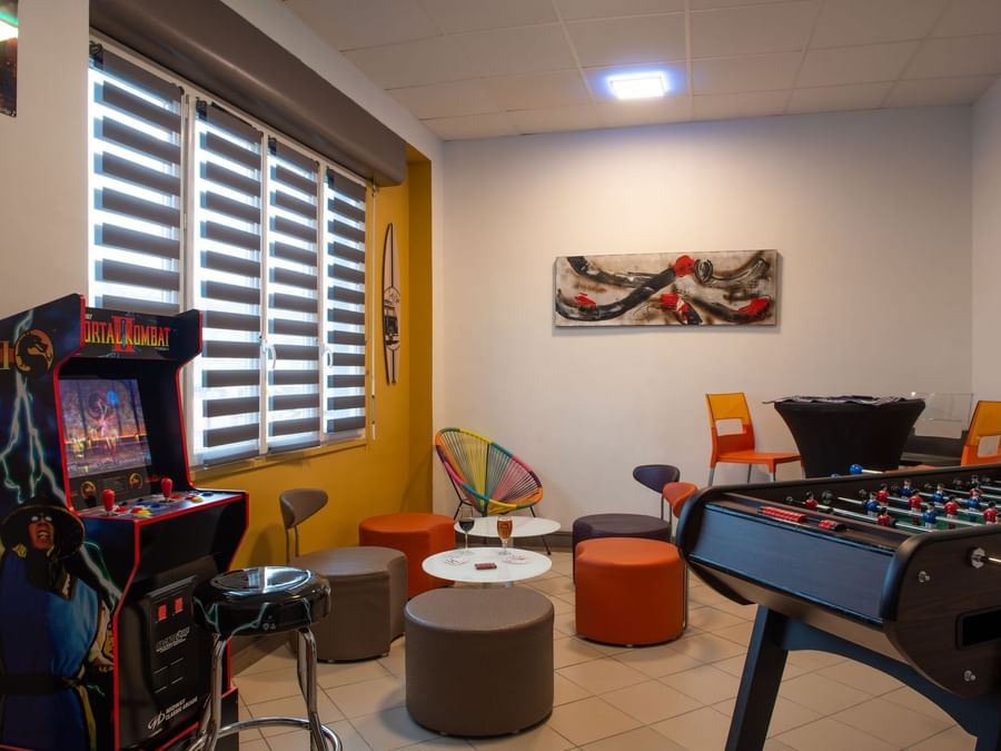 Games room in the common areas at Hôtel de l'Europe