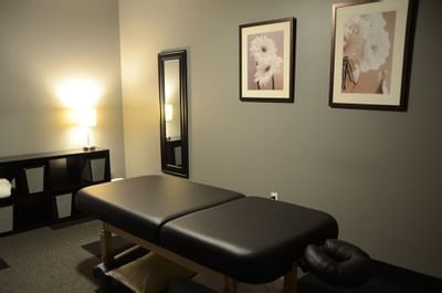massage table