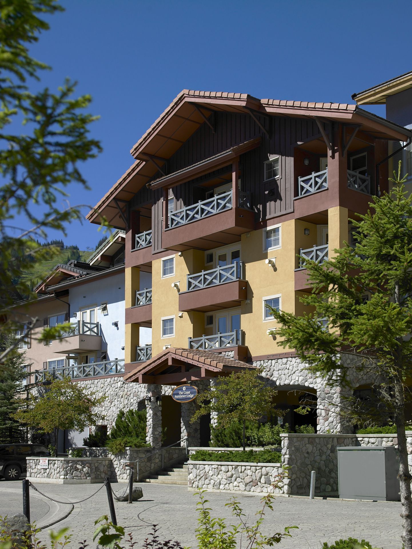 Coast Sundance Lodge - Exterior(7)