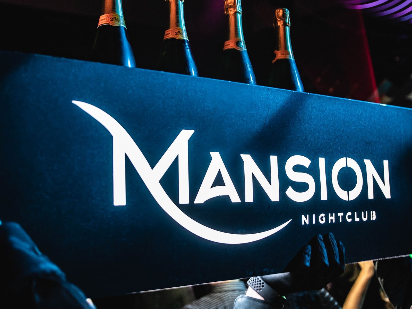 Mansion nightclub paradox hotel vancouver