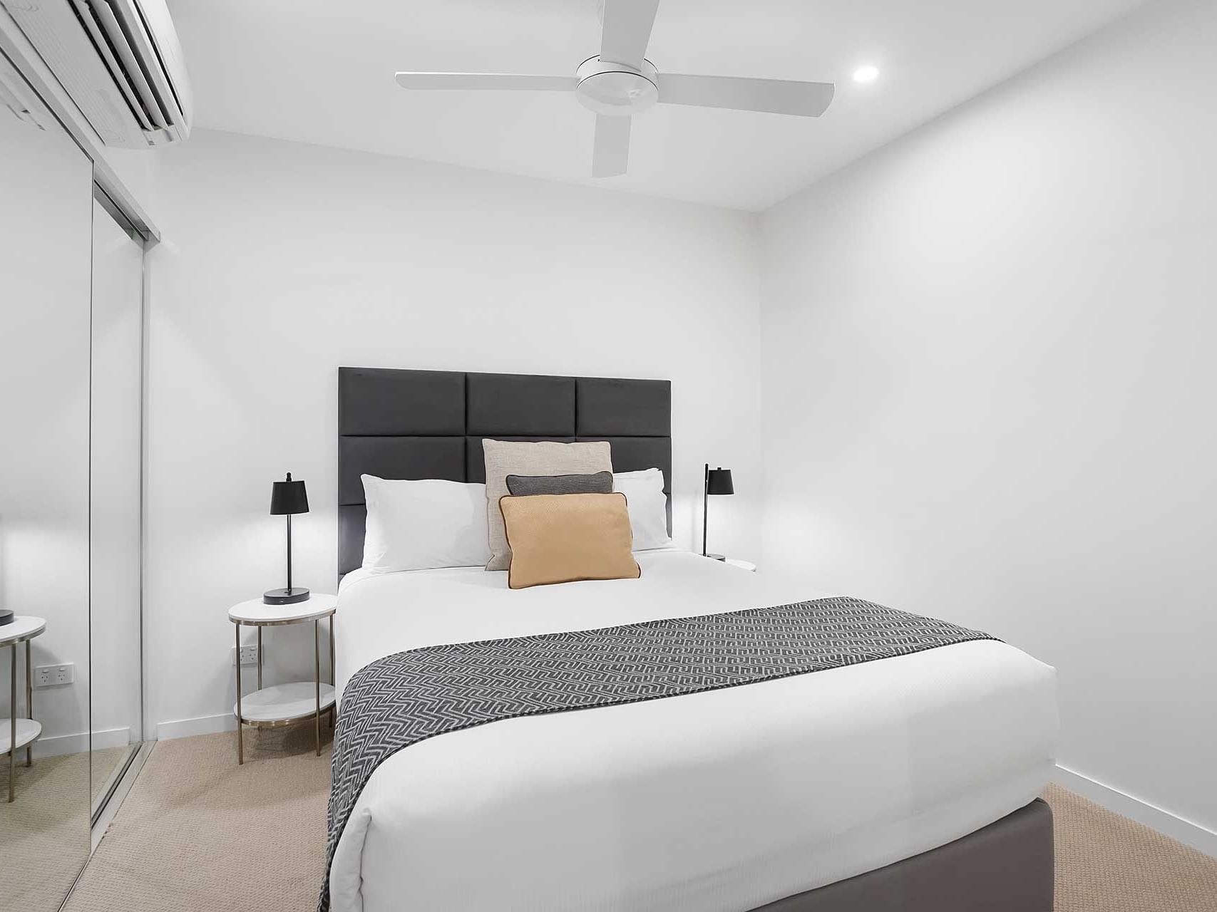 King bed in Two Bedroom Two Bathroom Apartment at Alcyone Hotel Residences which supplies Accommodation in Brisbane CBD