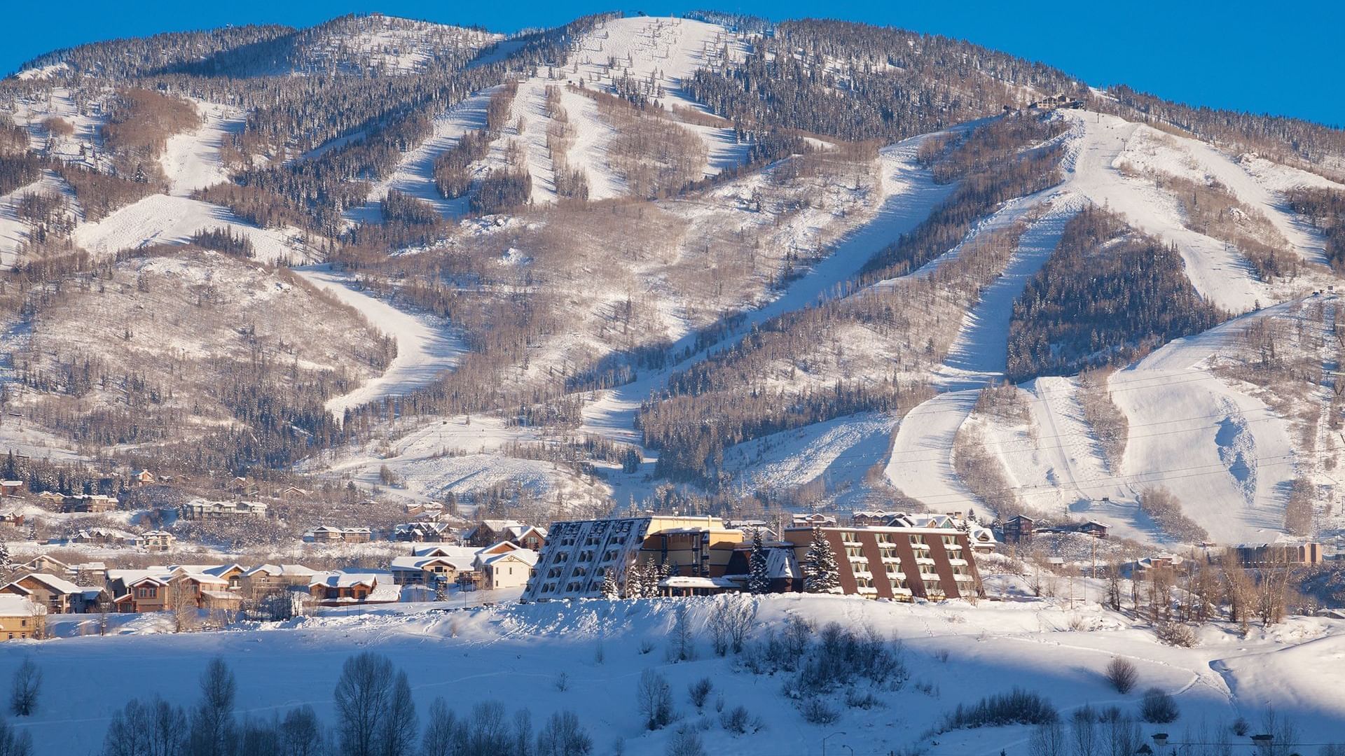  Exterior view of Steamboat Springs Hilltop at Legacy Vacation 