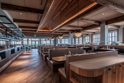 Restaurant seating