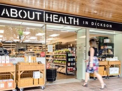 Dickson Village Apartments - Retail Amenities