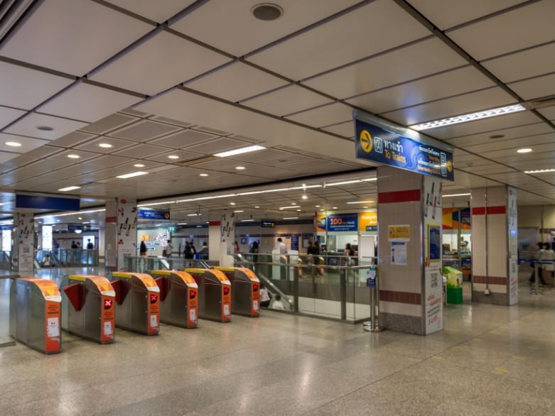Phra Ram 9 MRT Station Interior near Maitria Hotel Rama 9
