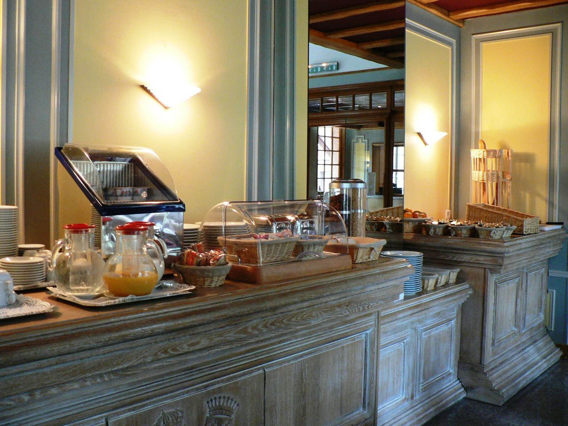 Breakfast at Le Continental Hotel in Forges-les-Eaux, France
