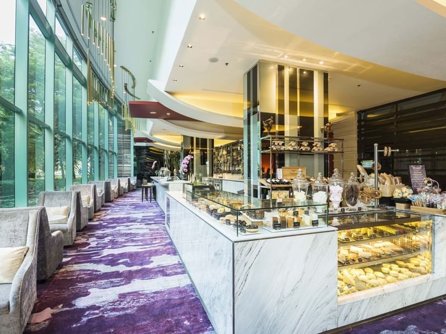 Freshly baked goodies and delicious selection of drinks of Treats Gourmet at Chatrium Hotel Riverside Bangkok