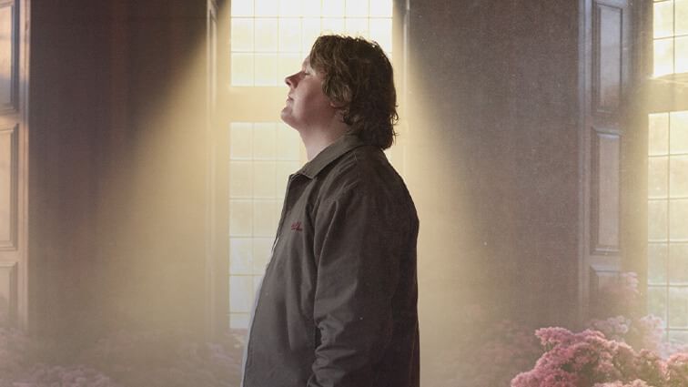 Lewis Capaldi - stay at Pullman Melbourne on the Park, just a short stroll from Rod Laver Arena.