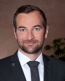 Yves Mettler, Restaurant Manager