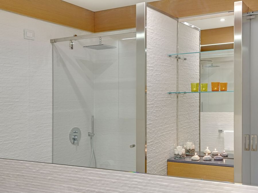 Bathroom vanity in bedrooms at Masseria Stali
