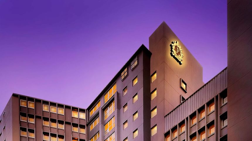 Unveil Kowloon’s bustling metropolitan charm at Park Hotel Hong Kong