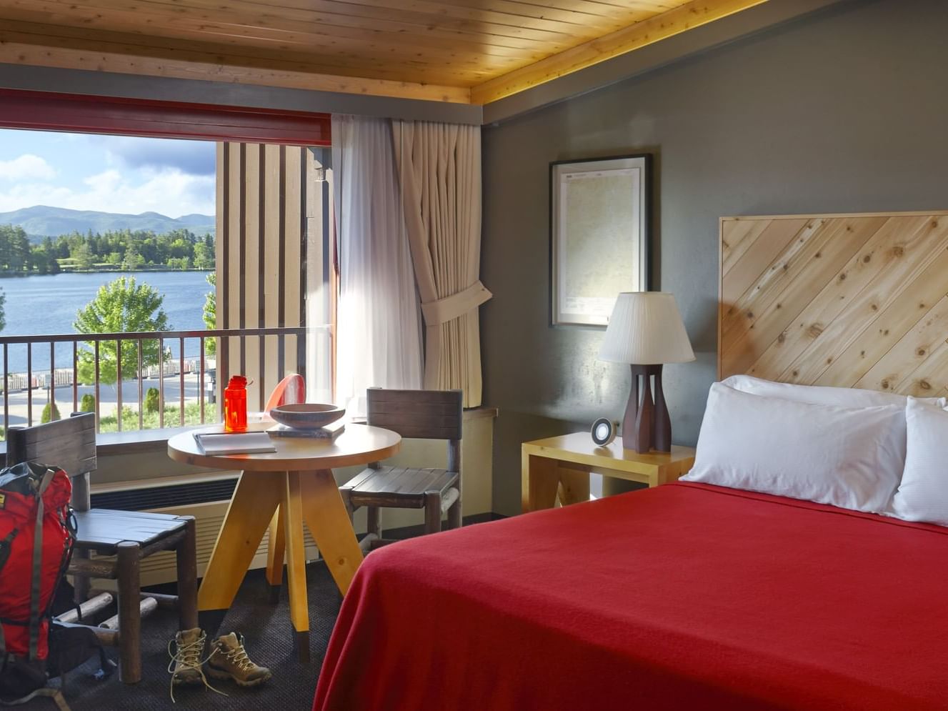 King Room with balcony in Lake House at High Peaks Resort