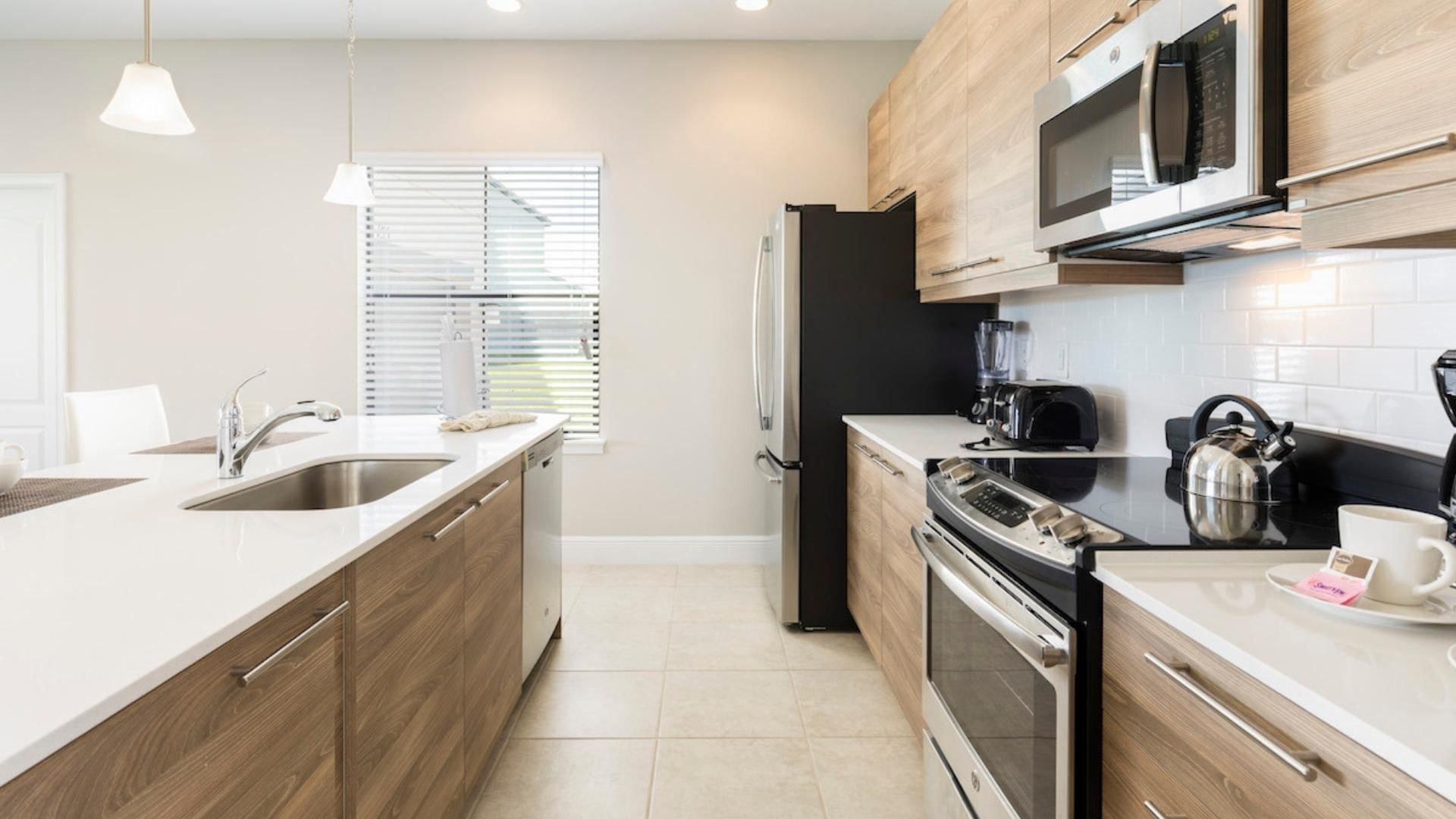 Kitchen 1-2