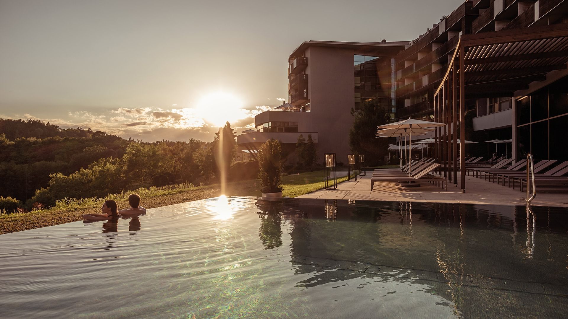 Falkensteiner Balance Resort Stegersbach Infinity Pool