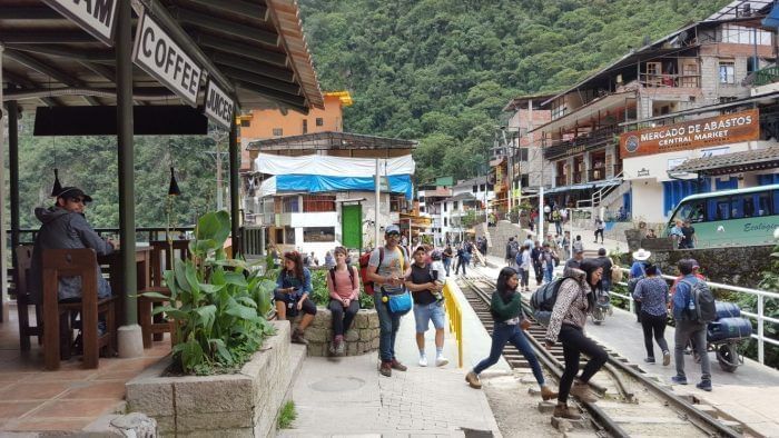 momentos del día para explorar aguas calientes 