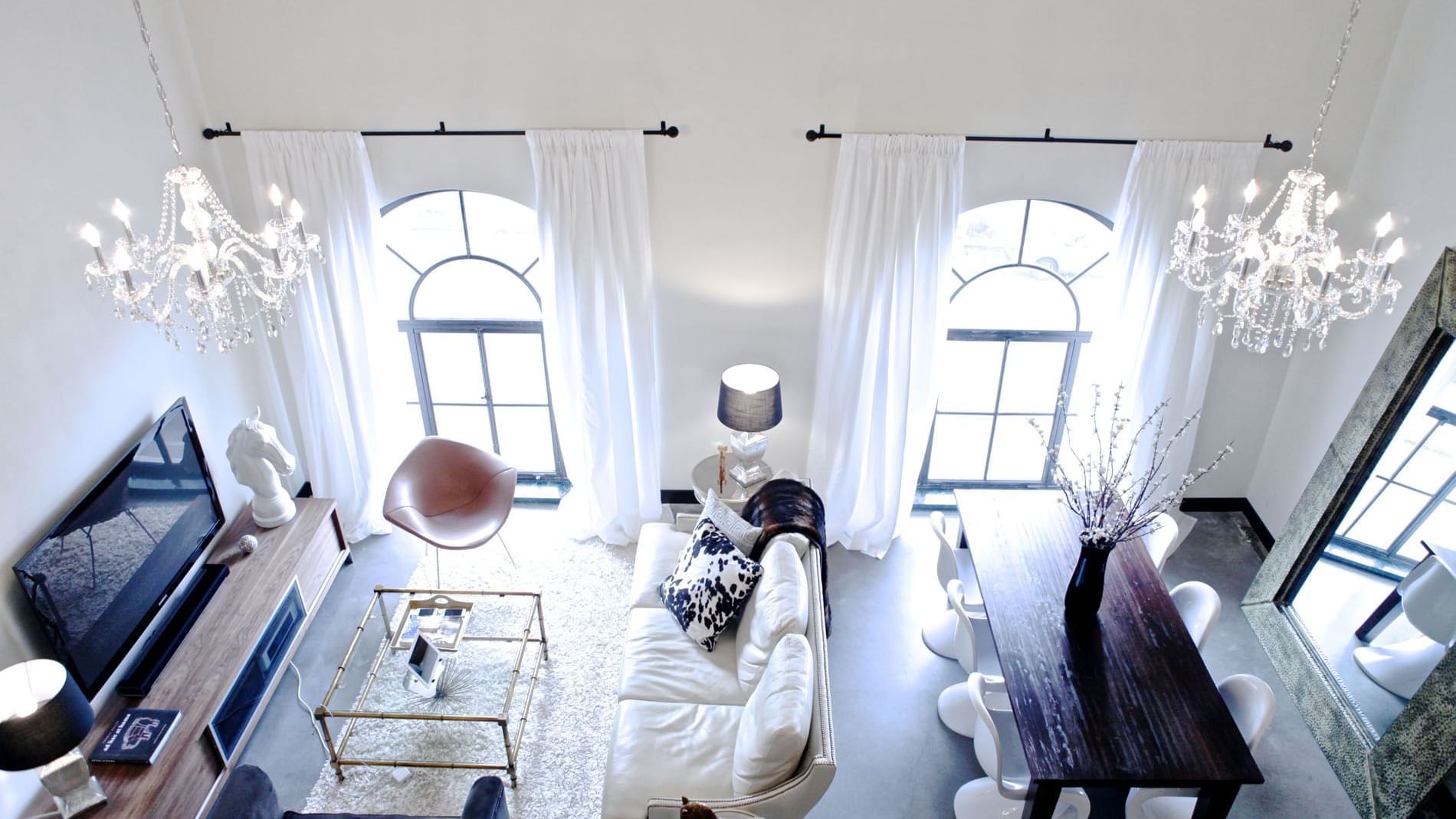 Luxury living & dining area in Corner Unit 1 at The Mayo Hotel