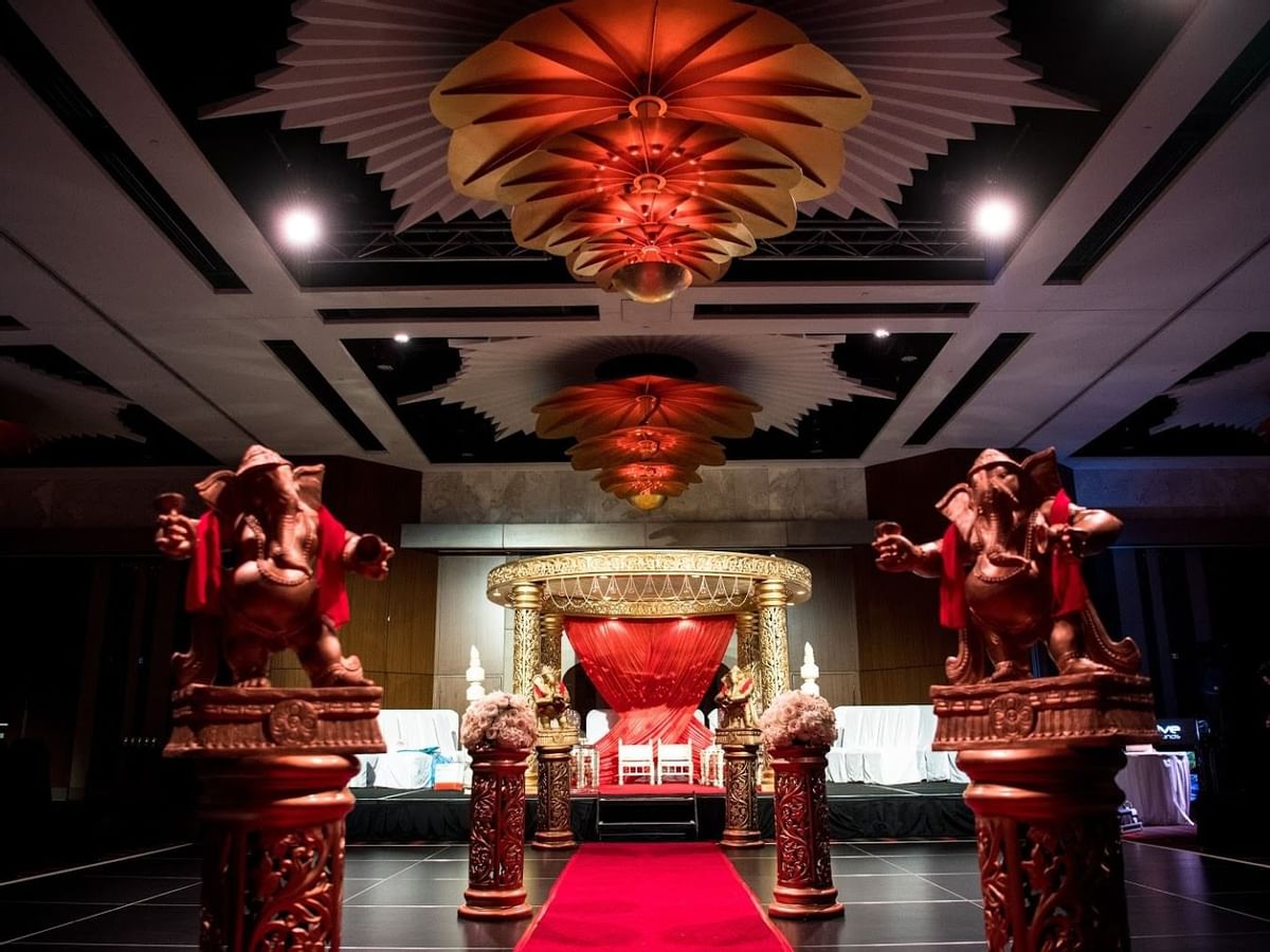 A beautiful table arrangement at Crown Hotel Perth