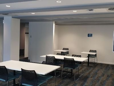 te tirohanga o te toangaroa Study Room  