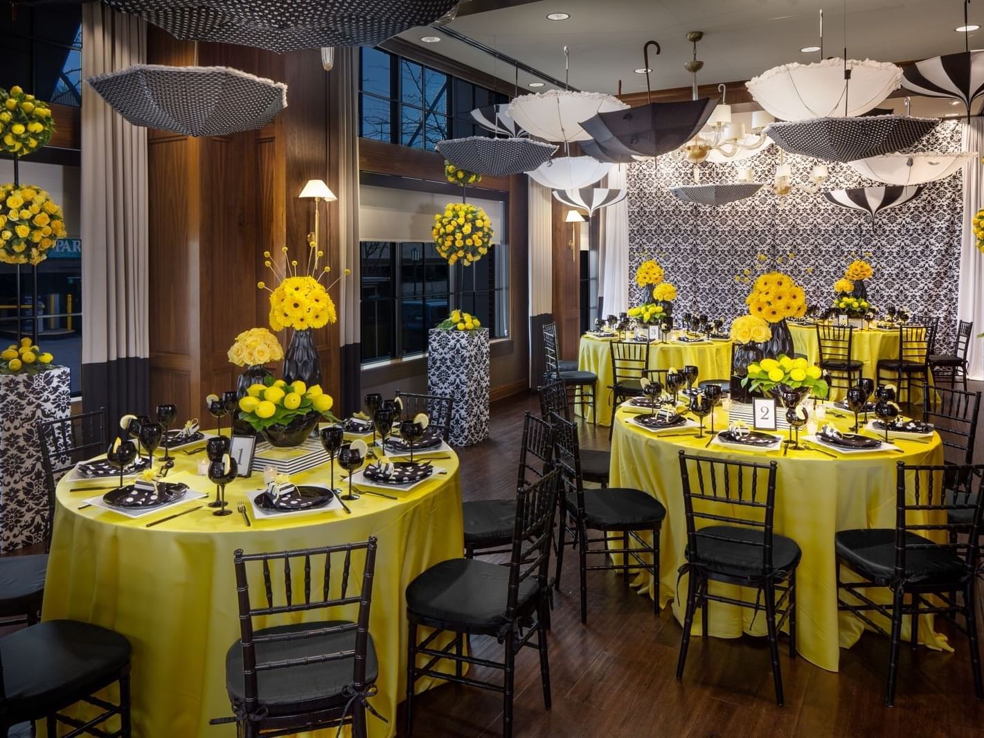 Banquet tables with the decor in Clancy Room at Townsend Hotel