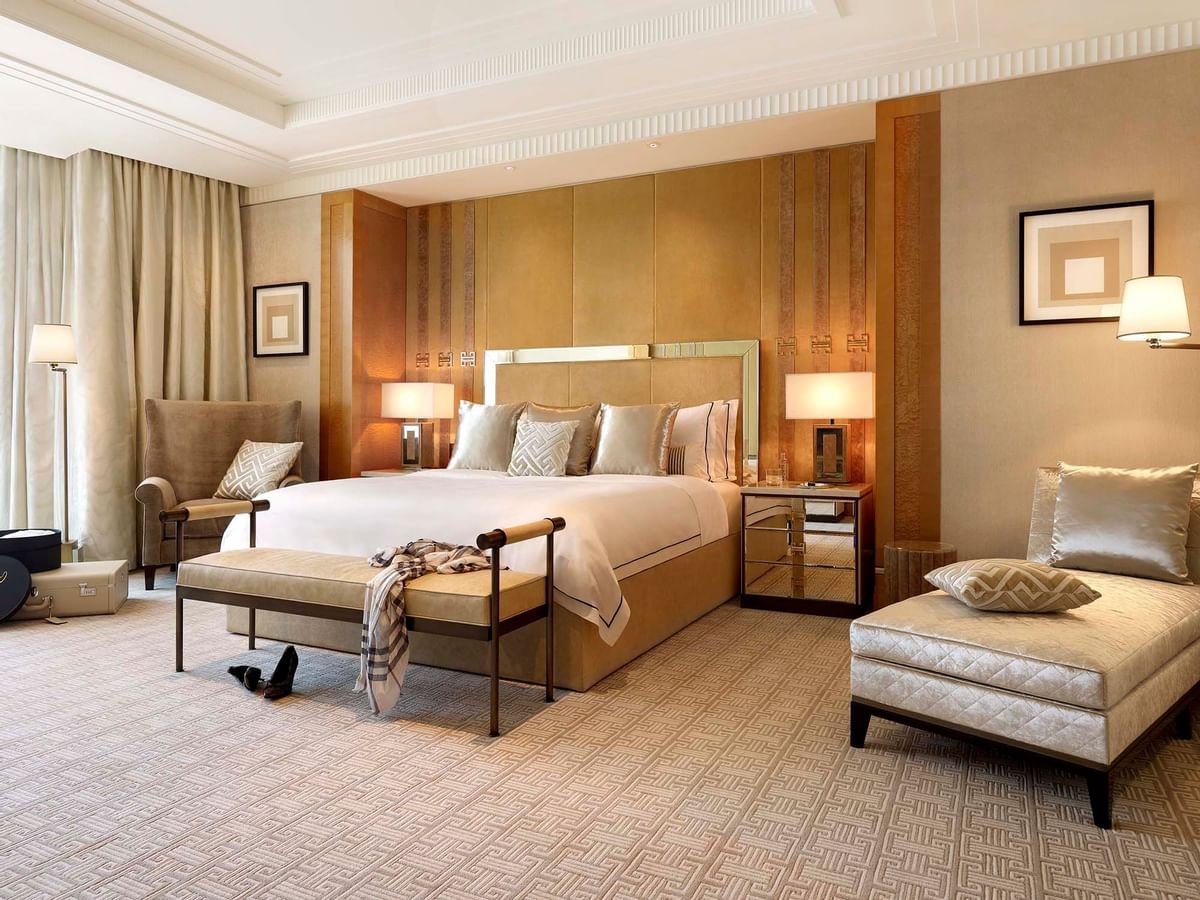 Bed & furniture in Deluxe King Room at Crown Towers Melbourne