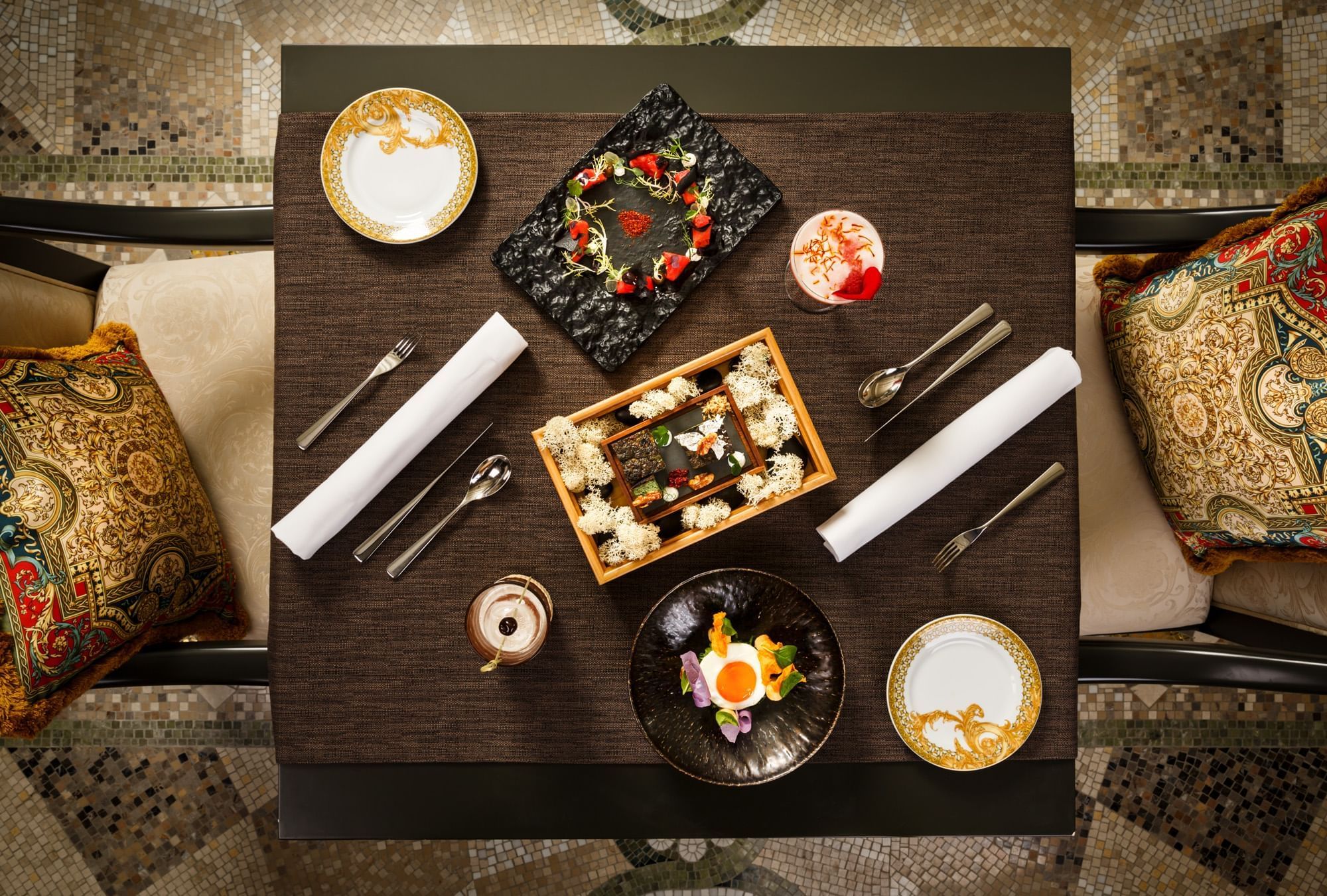 New Hotel Dubai Designer Hotel Dubai Palazzo Versace