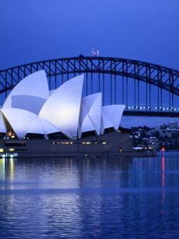 Sydney Opera House view near The Sebel Quay West Suites Sydney