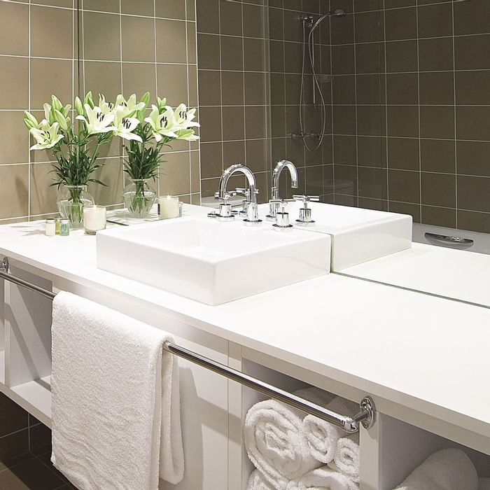 Room at Mercure Gerringoing hotels