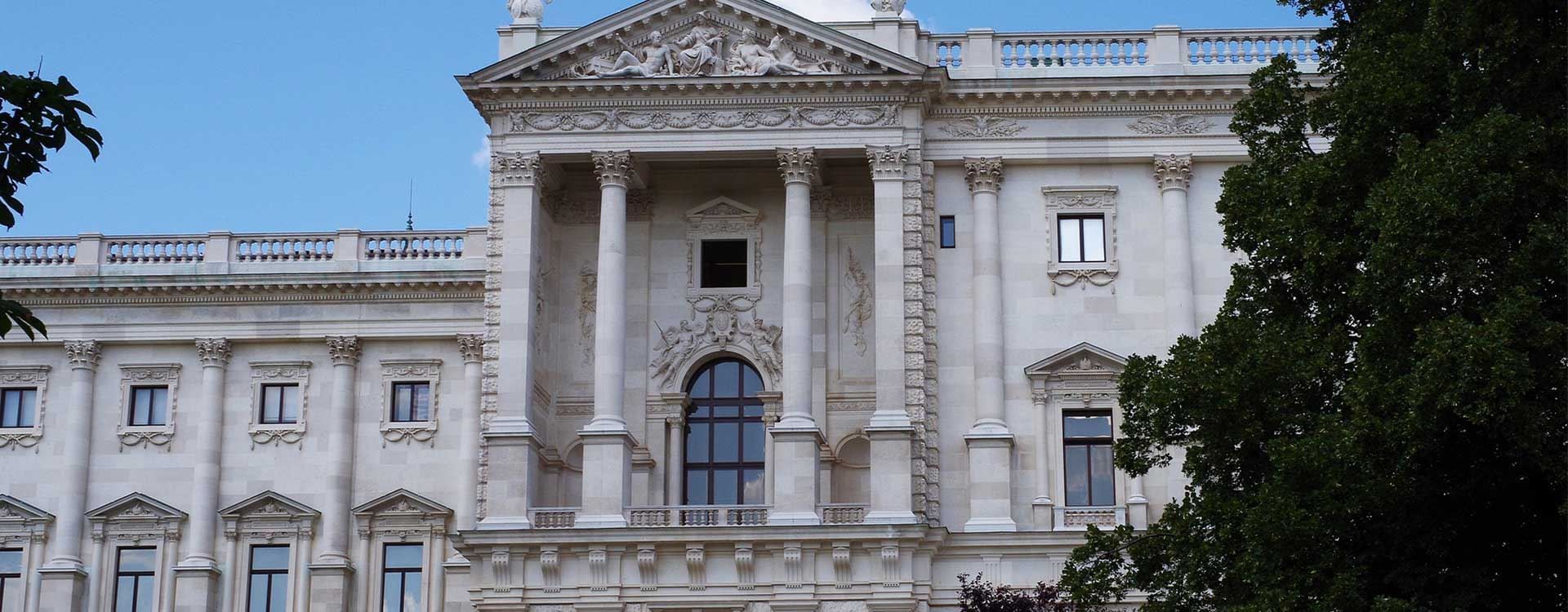 Exterior view of the Vienna Sisi museum near Flemings Hotels