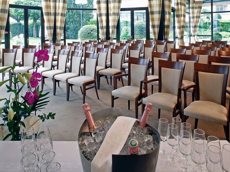 Roseraie meeting room_Warwick Reine Astrid Lyon