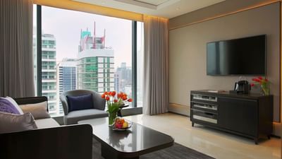 Living area in Executive suite at Carlton Hotel Bangkok Sukhumvit
