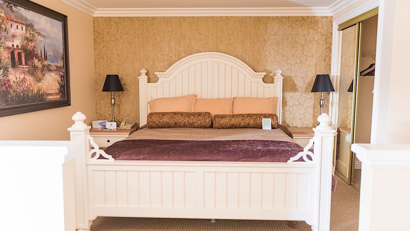 Oceanfront Jacuzzi Honeymoon Suite | Dana Point Marina Inn Oceanfront Jacuzzi Honeymoon Suite | Dana Point Marina Inn