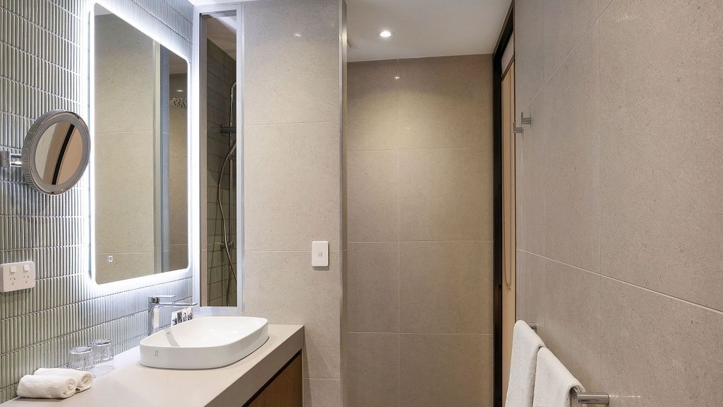 Tropical Pool Villa bathroom at Mercure Darwin Airport